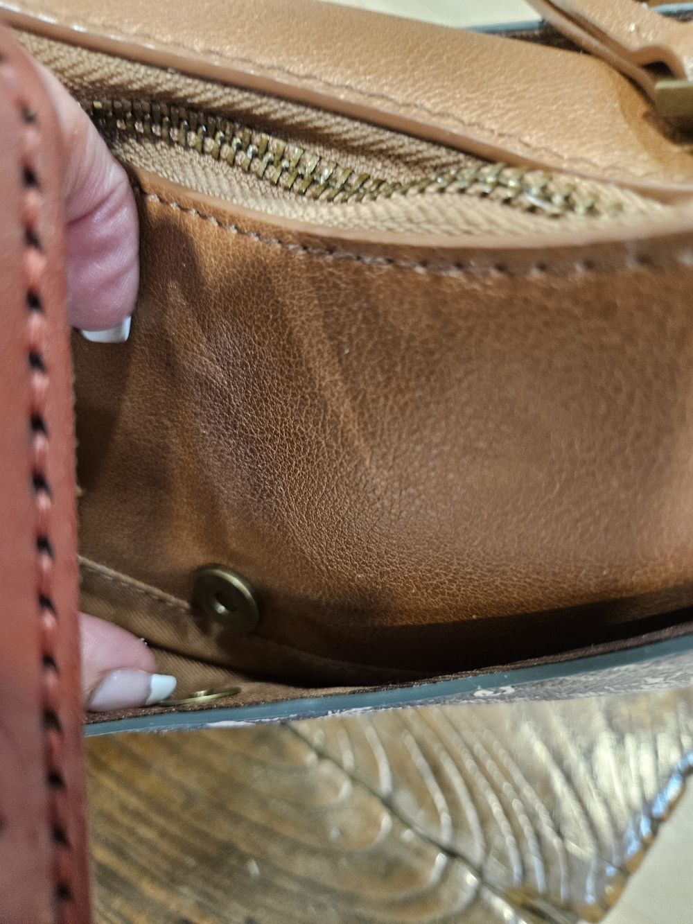 Frye & Co. Blake Crossbody Bag – Vintage Navy & Cream Paisley Floral - Picture 15 of 15